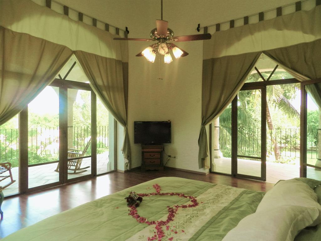 Hacienda Tepich Casa Vargas Merida Exterior photo
